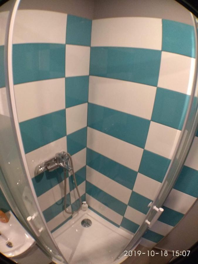 2120 Przyjazni 4 - Tanie Pokoje - Samodzielne Zameldowanie - Self Check In Poznań Eksteriør billede