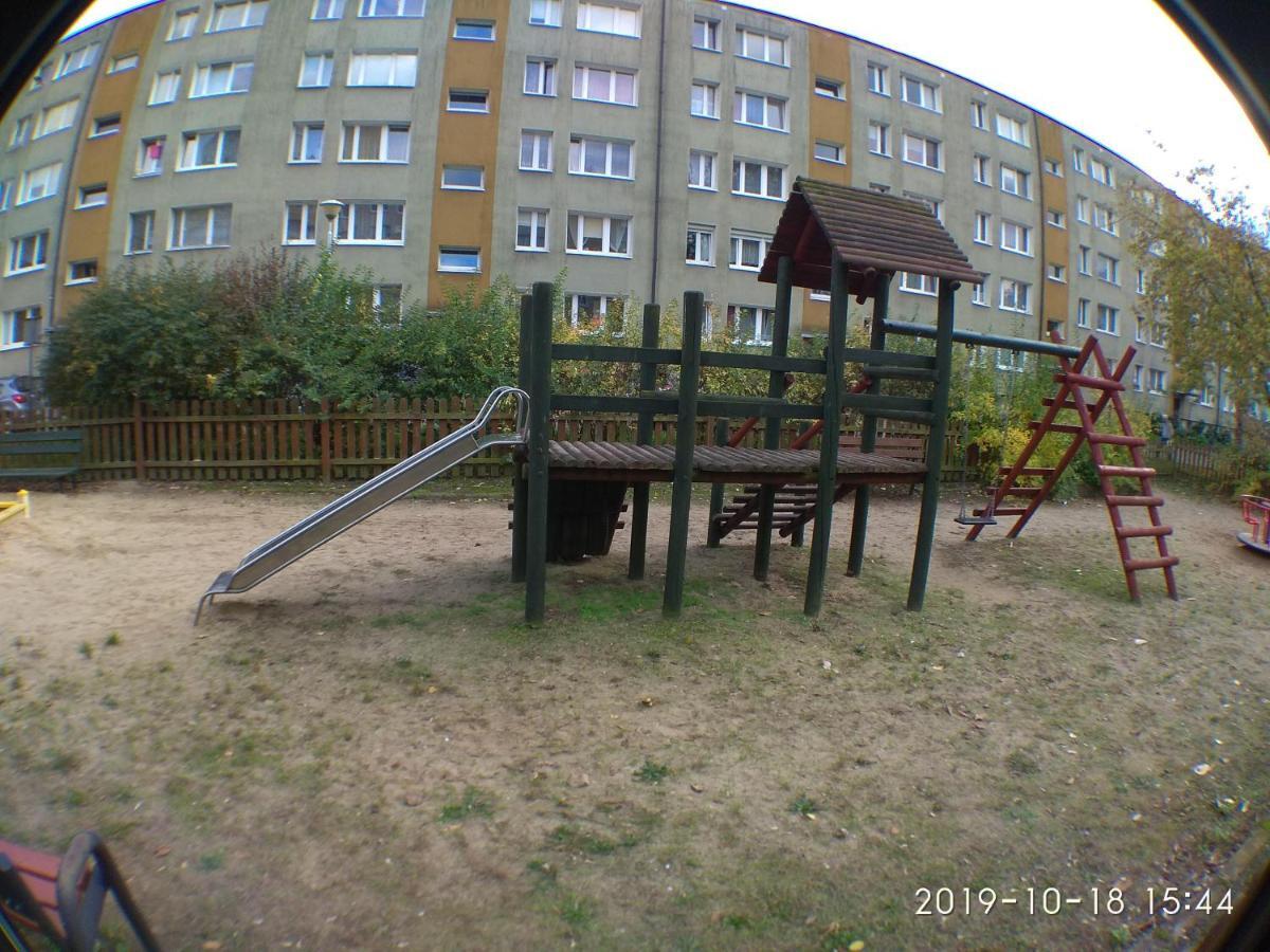 2120 Przyjazni 4 - Tanie Pokoje - Samodzielne Zameldowanie - Self Check In Poznań Eksteriør billede